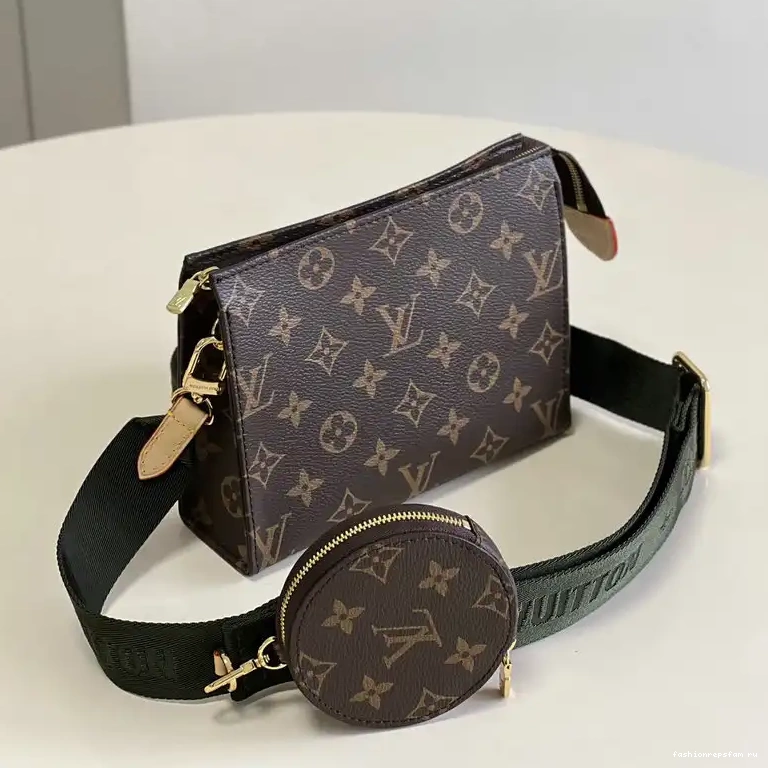 Fashionrep Bag 2204YA0041 LV 0614